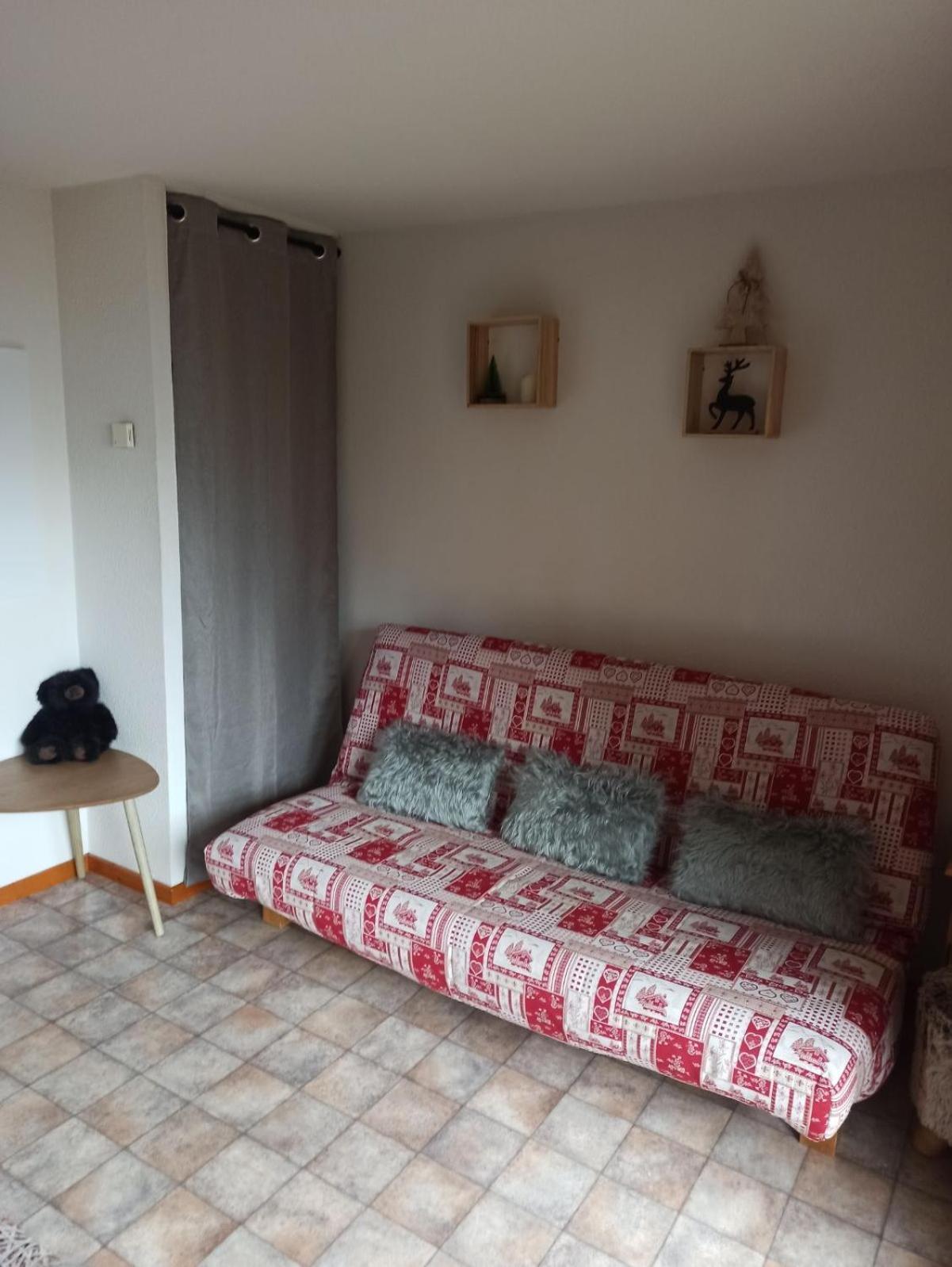 Emilie Hanard Saint-Jean-dʼAulps Habitación foto